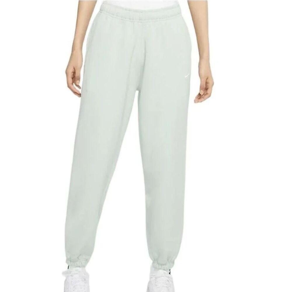 NikeLab Women's Washed Sweatpants in Pistachio Frost White Sz XL Athleisure